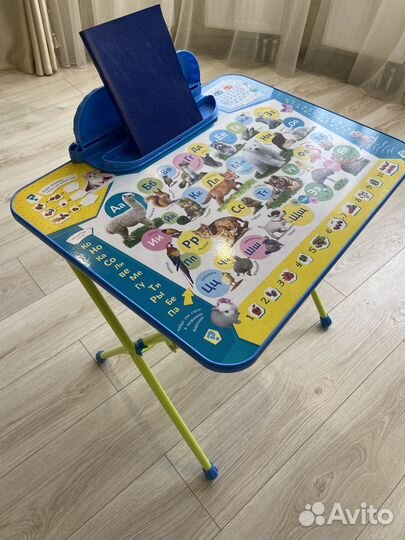 Детский стол и стул