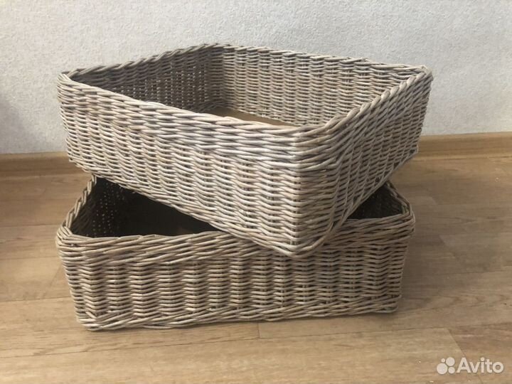 Корзина плетеная из бумажной лозы
