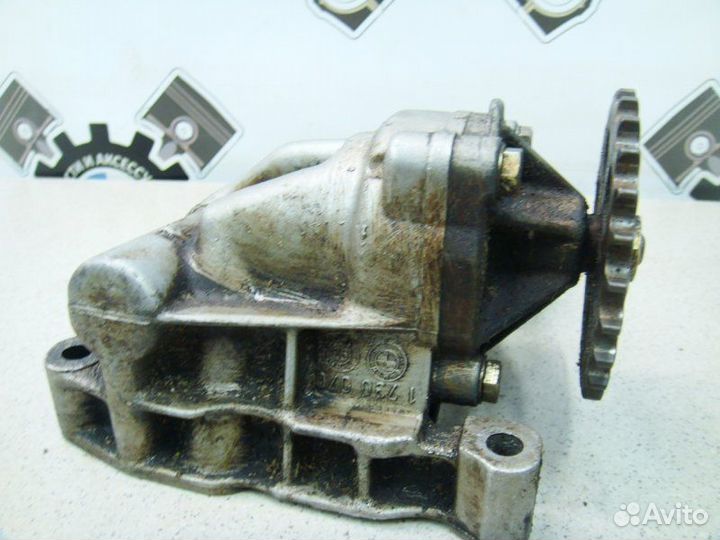 Масляный насос Bmw 5 E34 M50