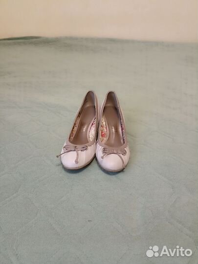 Туфли Tamaris 37 размер