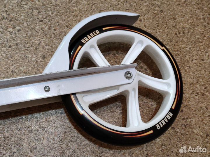 Самокат детский Rocket 200