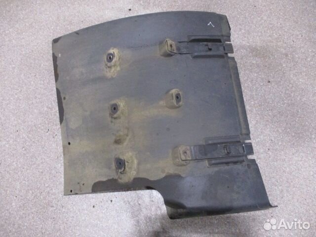 Брызговик передний правый/задний левый Scania 1357