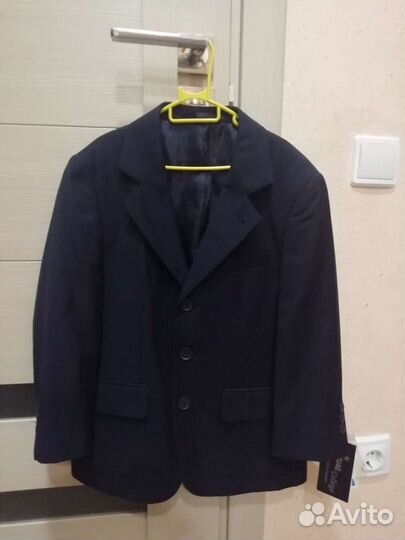 Школьный пиджак новый 116