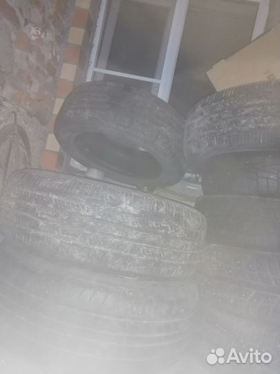 Hankook Radial 884 225/65 R17