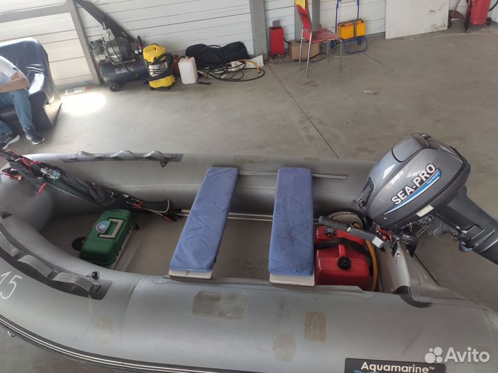 Лодка с мотором