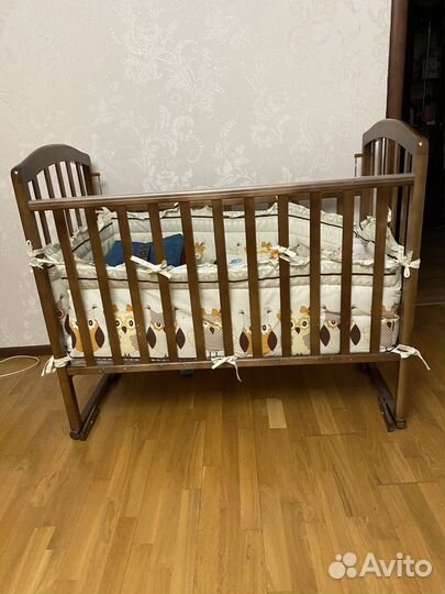 Кровать маятник