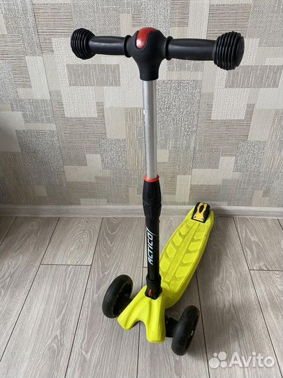 Самокат трехколесный детский