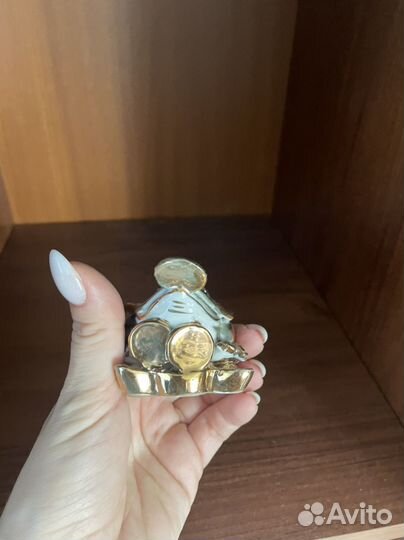 Статуэтка лягушка