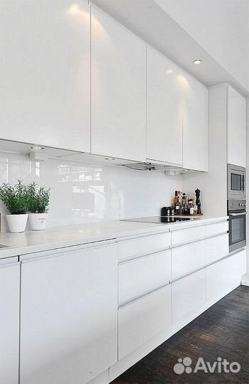 Кухня до потолка на заказ от производителя