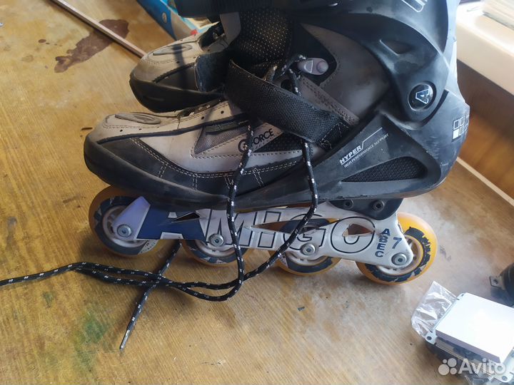 Роликовые коньки