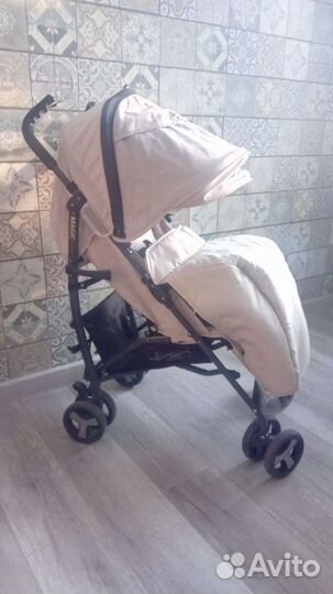 Прогулочная коляска