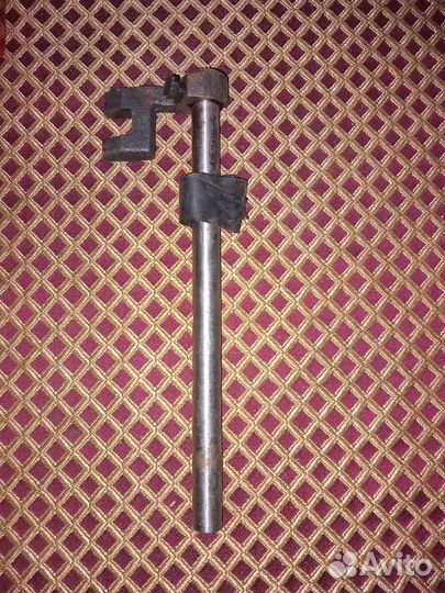 Шток вилки кпп ваз 2107 5-й передачи СССР
