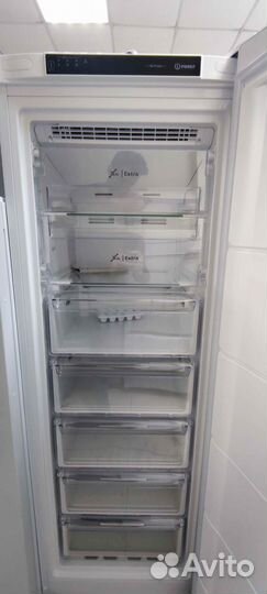 Морозильная камера indesit состояние: новое
