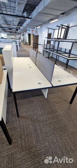 Комплекты стол тумба белой офисной мебели б/у