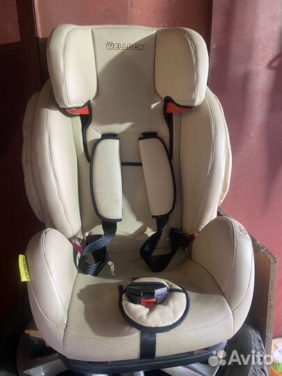 Автокресло Welldon Royal Baby Dual Fit Isofix