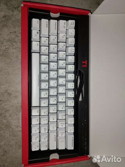 Игровая механическая клавиатура 60