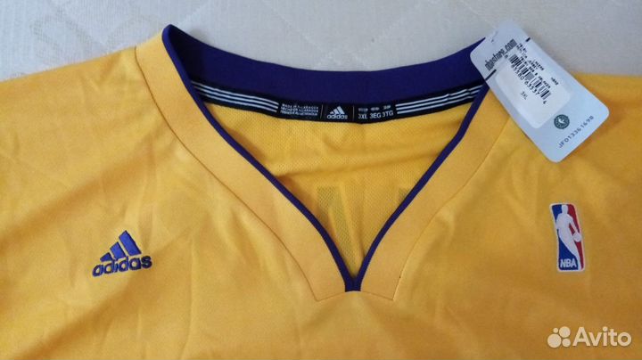 Фирменная баскетбольная майка Adidas