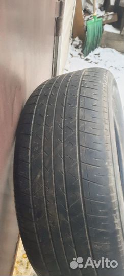 Bridgestone Potenza RE031 235/55 R18