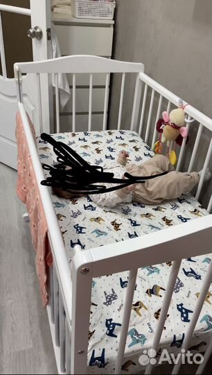 Детская кроватка с матрасом