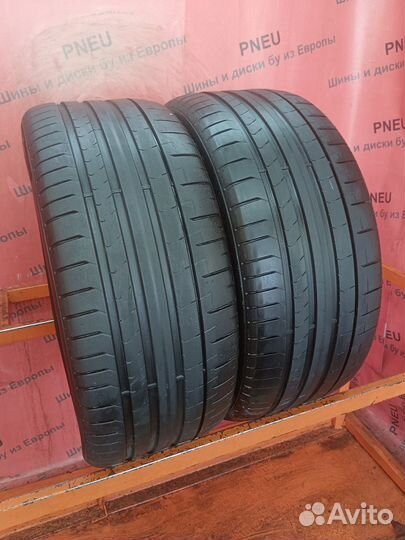 Pirelli P Zero PZ4 245/40 R18 97Y