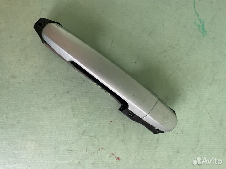 Ручка двери задняя правая toyota rav 4 xa20