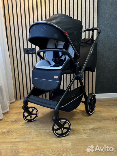 Универсальная, стильная, демисезонная Коляска