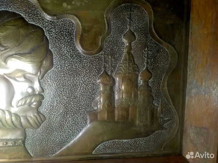 Чеканка большая