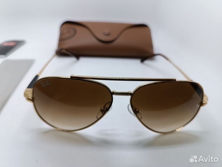 Солнцезащитные очки ray ban