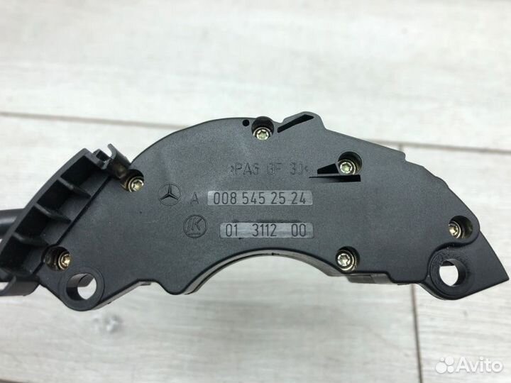 Переключатель круиз-контроля Mercedes-Benz E-Class