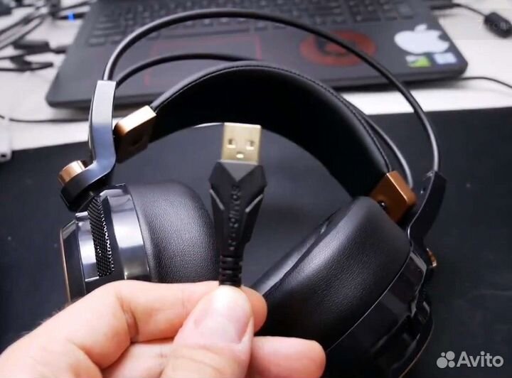 Игровые наушники