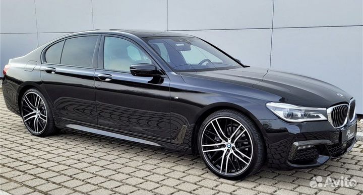 Авто в разборе BMW 7 G11