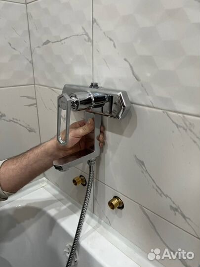 Смеситель Lemark Prizma LM3962C для ванны и душа