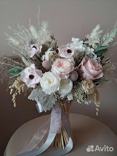 Букеты из живых цветов которые не завянут