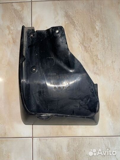 Брызговик задний левый Subaru Forester S 14 С 2018