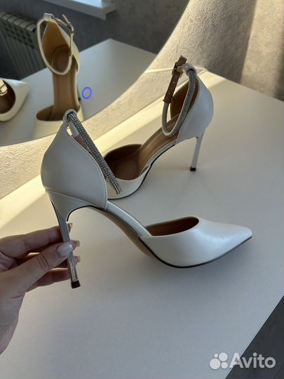 Туфли женские свадебные 40 размер