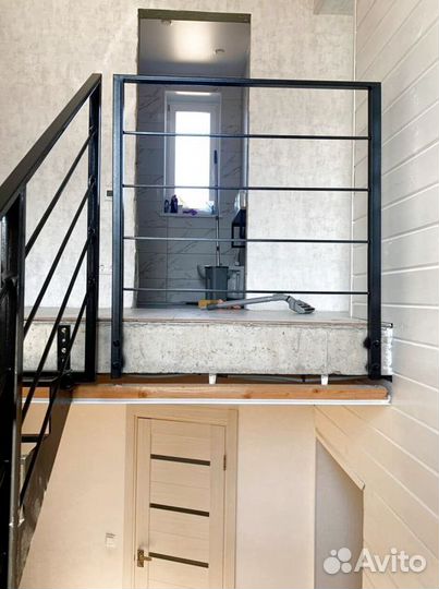 Прямая лестница на металлокаркасе