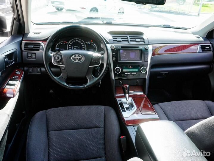 Toyota Camry 2.5 AT, 2014, 179 898 км