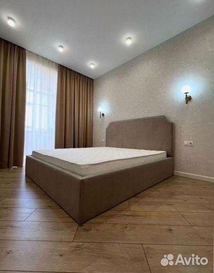 Кровать 200х200