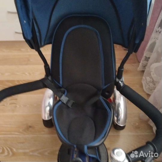 Детский велосипед с родительской ручкой Capella