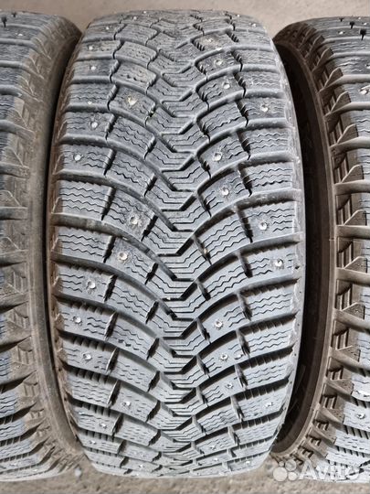 Michelin X-Ice North XIN2 205/55 R16