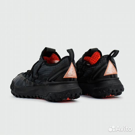 Кроссовки Nike ACG Mountain Fly Low Gtx Black / Re