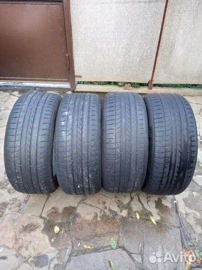 Goodyear Eagle F1 Asymmetric SUV 4x4 275/45 R20 110Y