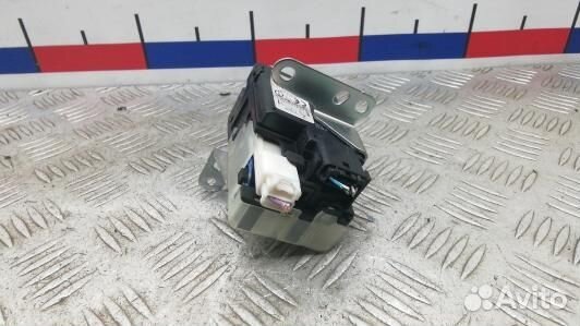 Замок зажигания toyota corolla verso 2 (9BR17J101)