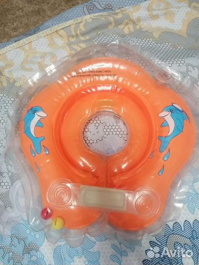 Круг на шею для купания