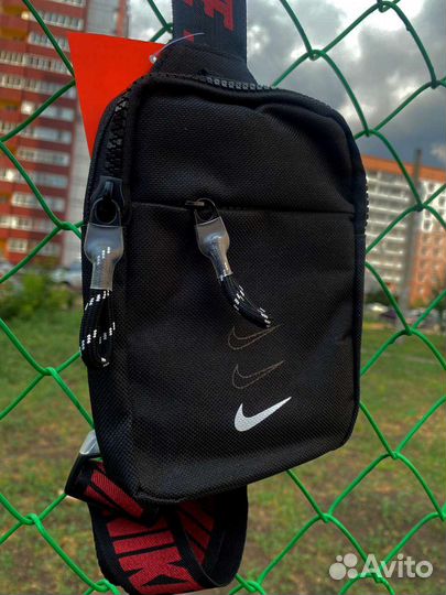 Сумка Nike (+ носки Nike в подарок)