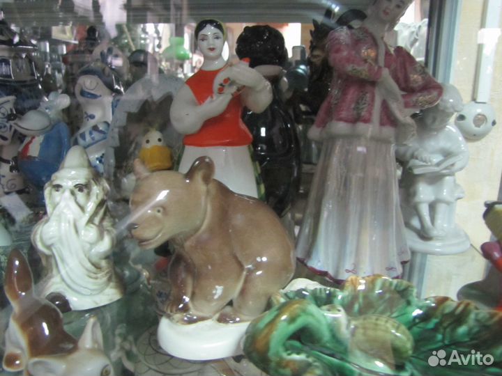 Фарфоровые статуэтки