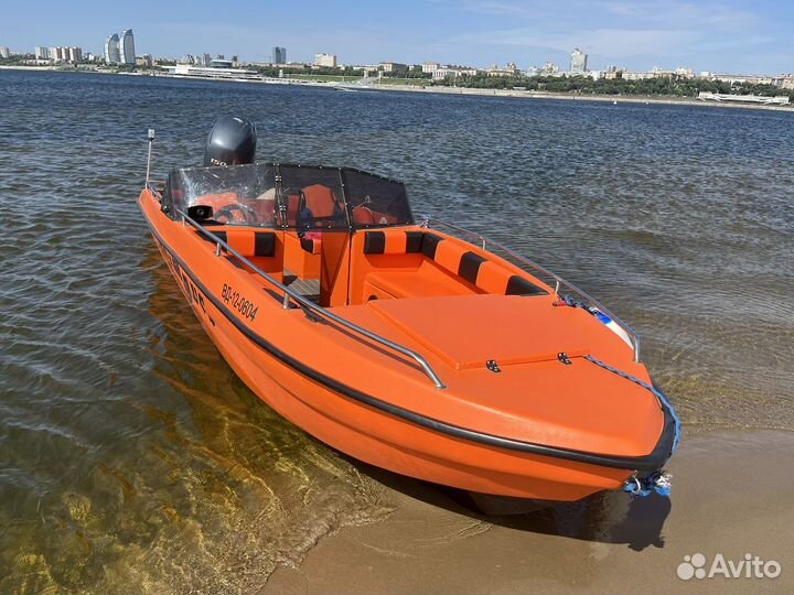 Прогулки по волге на катере лодке экскурсии