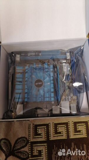 Материнская плата asus E2KM1I-deluxe (mini-ITX)