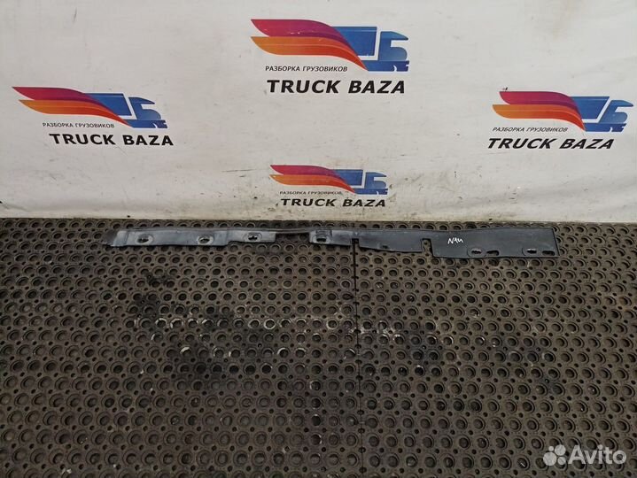 Накладка бампера левая Man TGX