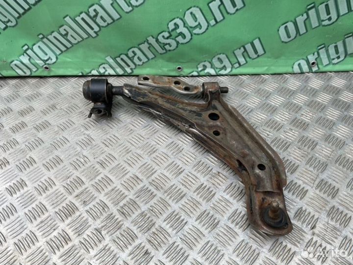 Рычаг передний правый Nissan Primera P11 SR20 2.0